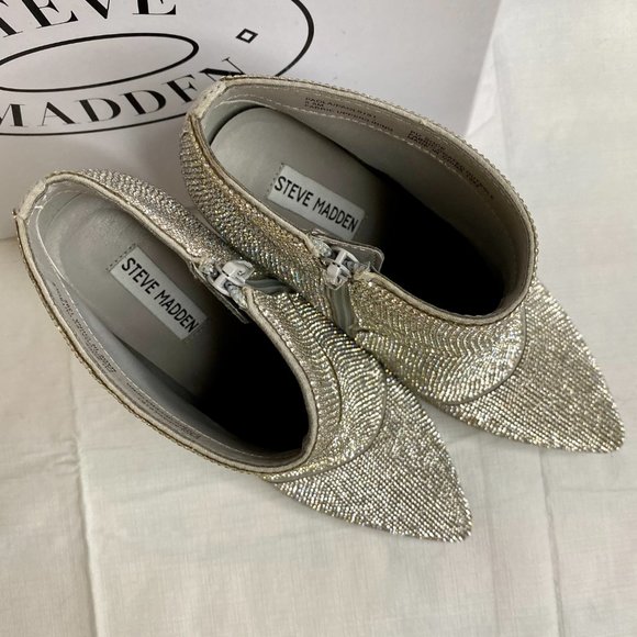 GORGEOUS High-heel Rhinestone Bootie - Picture 11 of 16